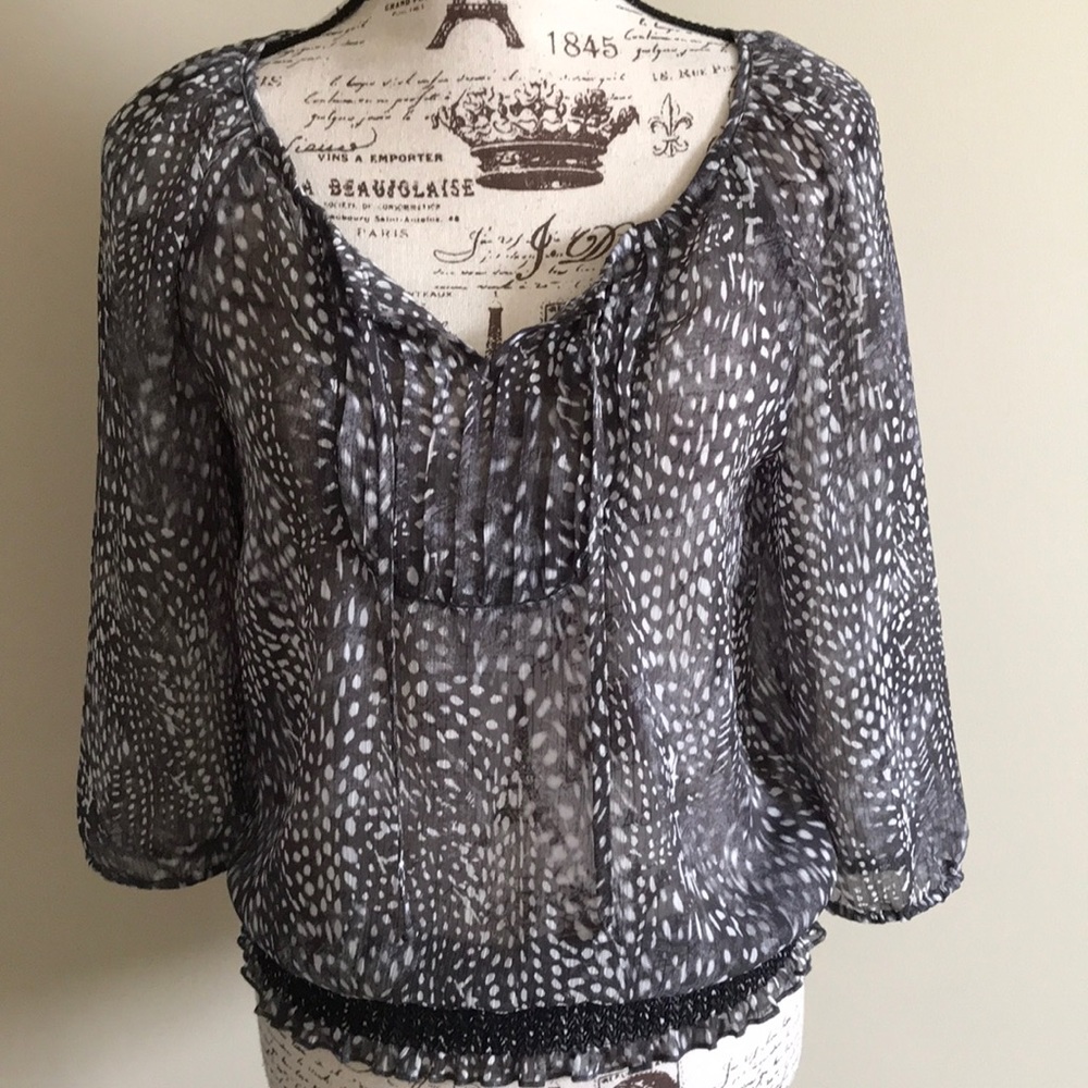 💕NWOT💕THE LIMITED SHEER 3/4 SLEEVE BLOUSE